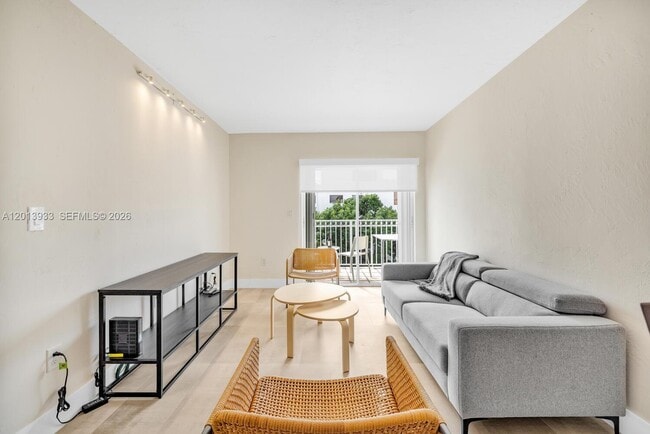 Photo - 290 Sunrise Dr Unit 312