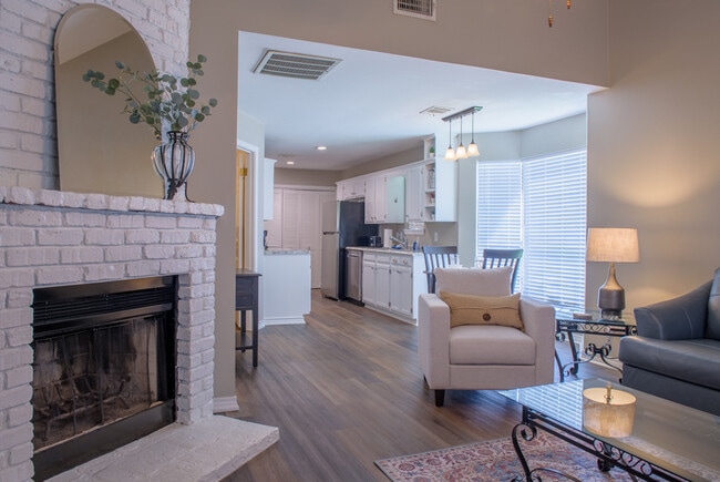 Building Photo - 3276 Eastwood Dr Rental