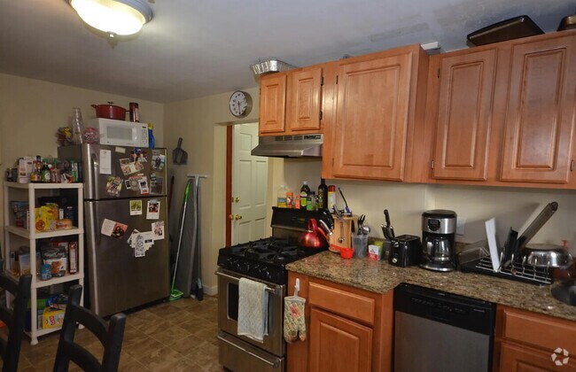 Building Photo - 266 Gold St Unit 1 Rental