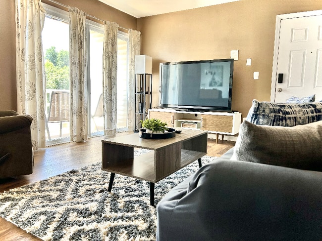 Photo - 7109 Lambeth Farm Ln