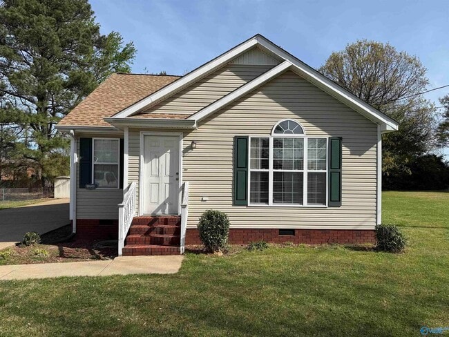 Building Photo - 30401 Fort Hampton St