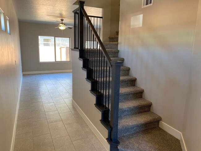 Photo - Three Bedroom in Red Mountain Vistas Unit 308