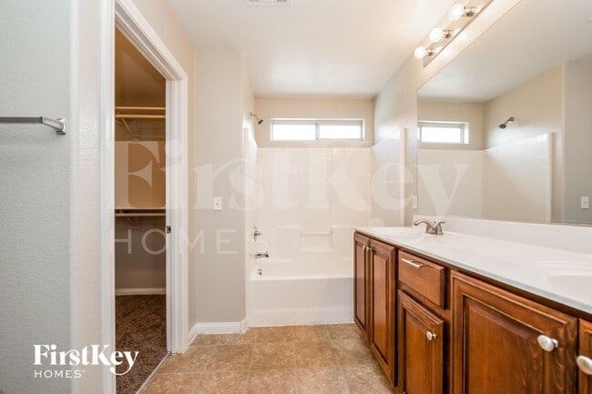 Photo - 8936 Amy Olivia Ave