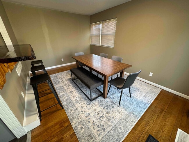 Photo - 263 S Chester Ave