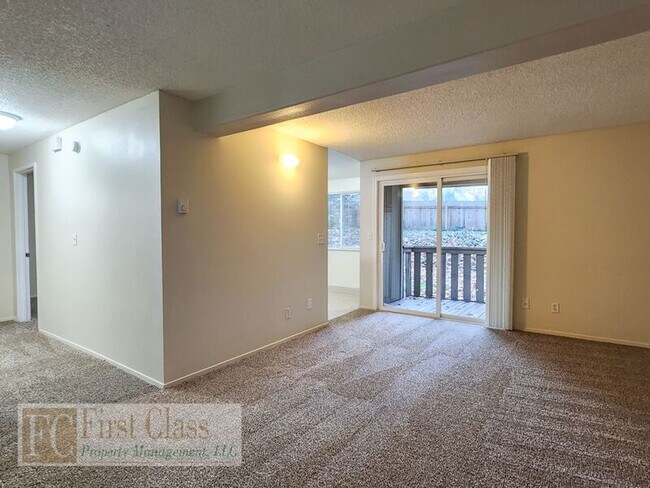 Photo - 10056 SW Garrett St