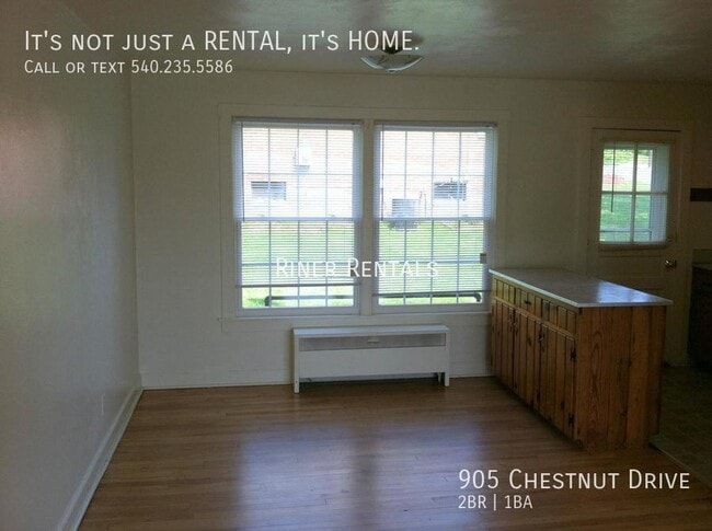 Photo - 905 Chestnut Dr