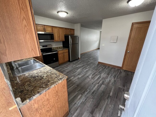 Photo - Garden-level 3 bedroom unit close to Sawyer Elementary Unit 1304-1