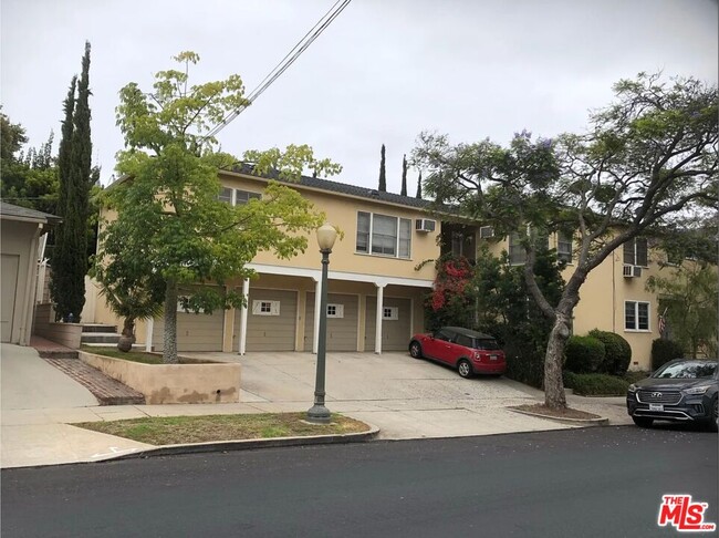 Building Photo - 1430 Selby Ave Unit 1430 Rental