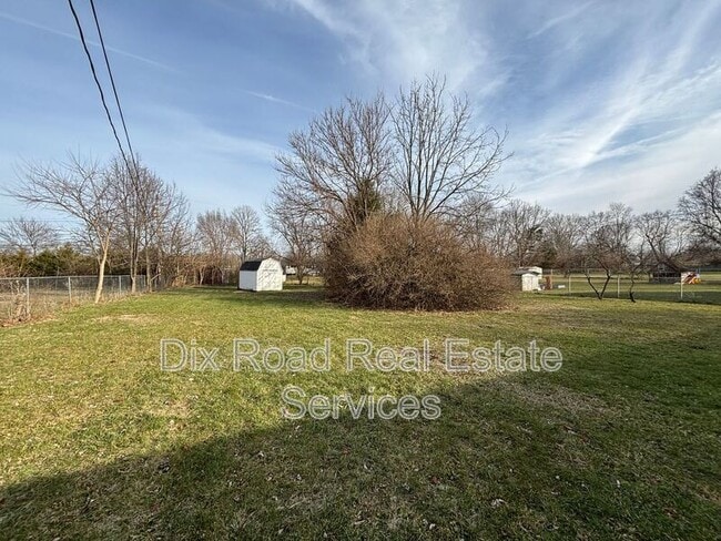 Photo - 3828 Angus Ln