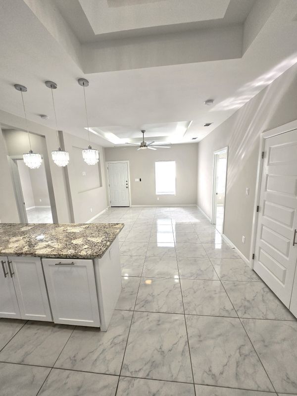 Photo - 1018 N Woodson Ave