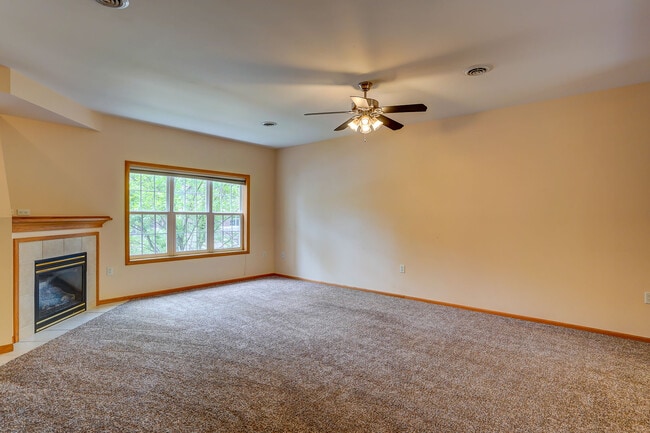 Photo - 1813 Carns Dr