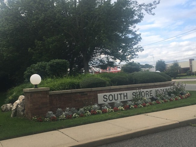 Photo - South Shore Commons 55+