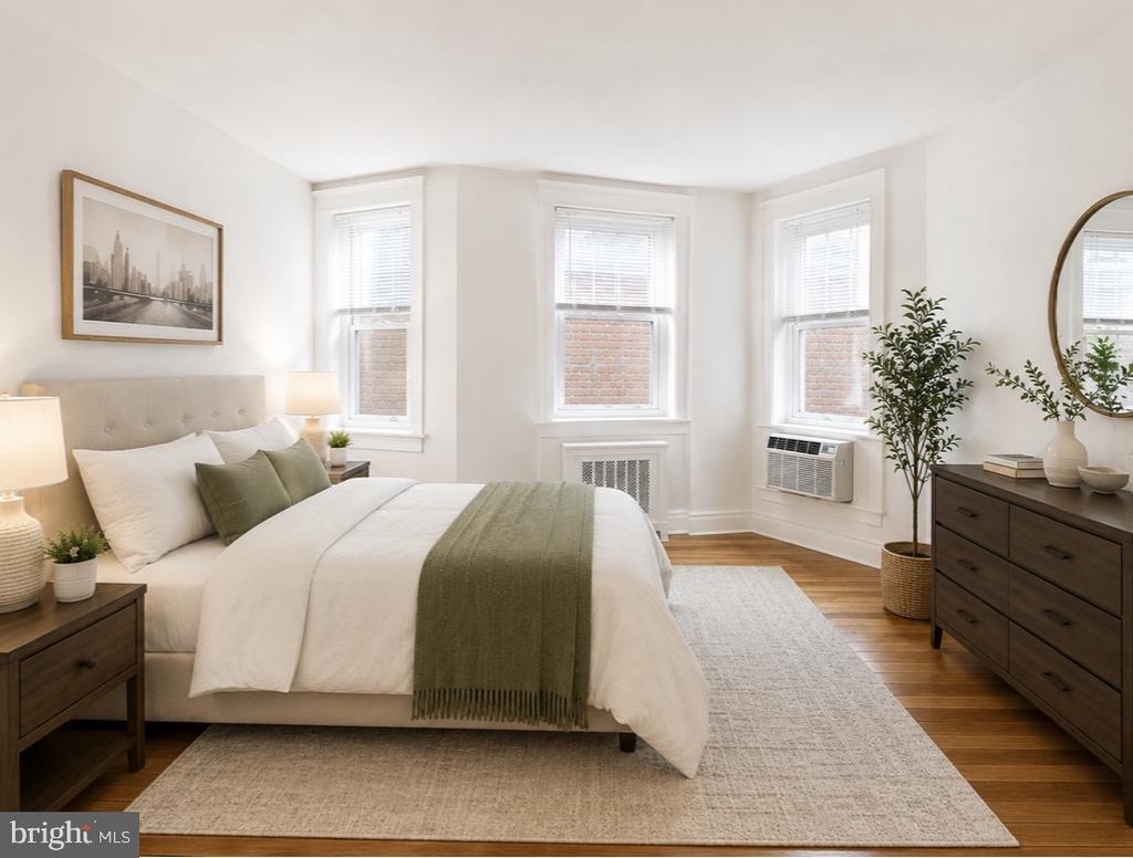 Photo - 1855 Calvert St NW Unit 402