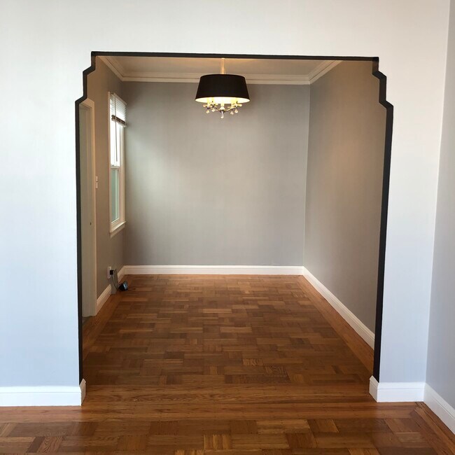 View of Dining Room from LR - 1617 Kirkham St Unit #1617