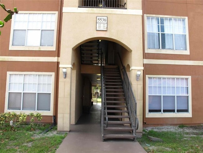 Building Photo - 5536 Metrowest Blvd Unit 8-201