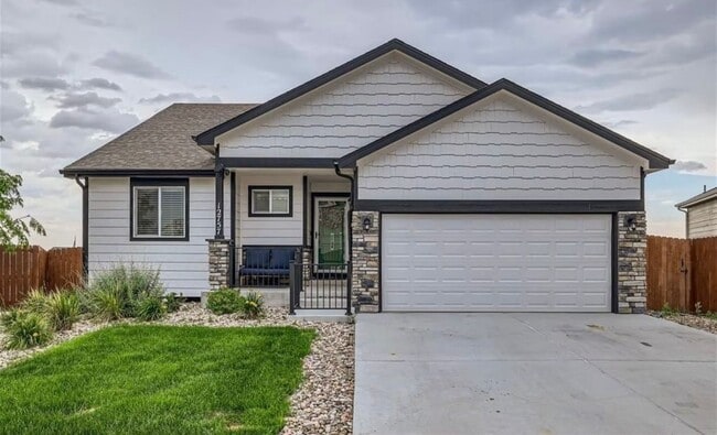 Building Photo - Beautiful 5 bedroom home!!