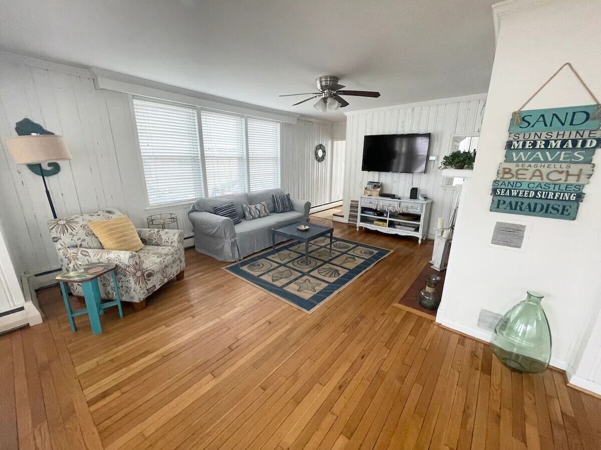 Photo - 210- 79th Street Unit 210- 79th Street- House