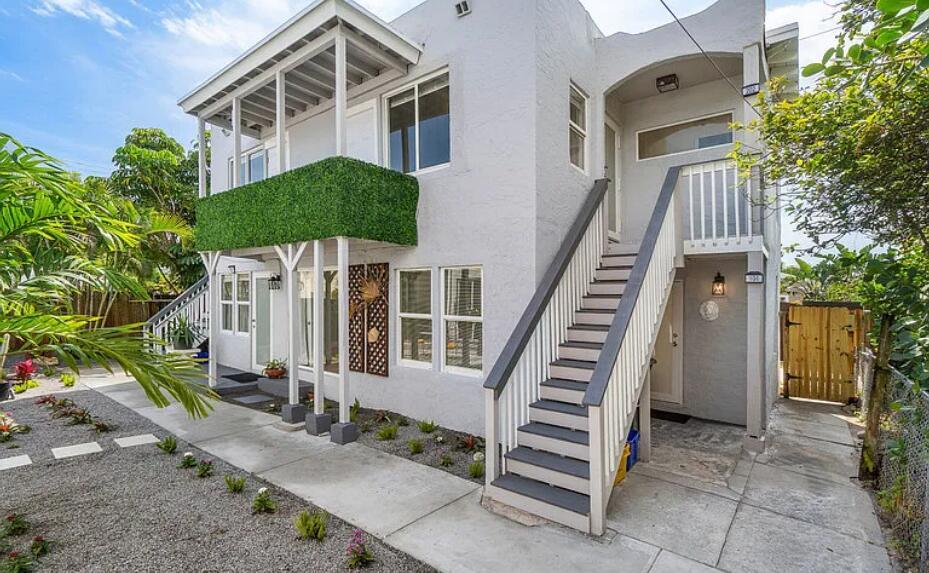 Photo - 414 33rd St Unidad 100