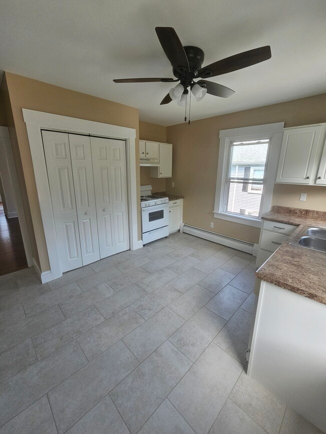 50 Oliver St Unit 2