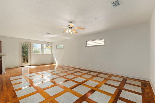 Photo - 1230 Nicholas Manor