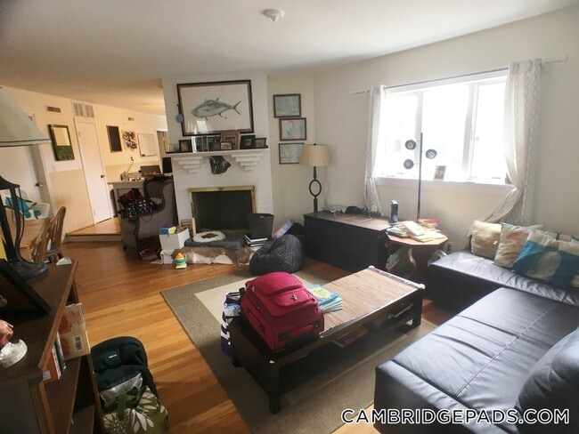 Photo - 2 Bowdoin St