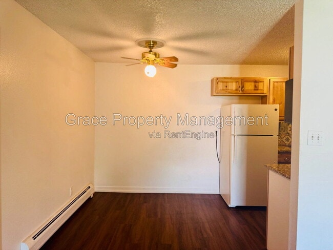 Photo - 501 Golden Cir Unit Apt 201