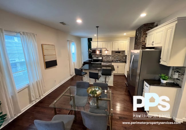 Photo - 24 Moreland Ave NE Casa