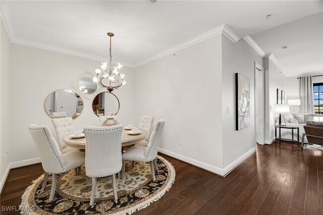 Photo - 23161 Fashion Dr Unidad 311