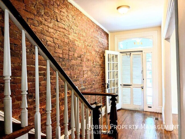 Photo - 111 E Leigh St