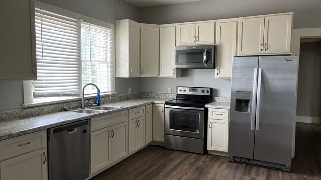 Photo - 815 S Brundidge St