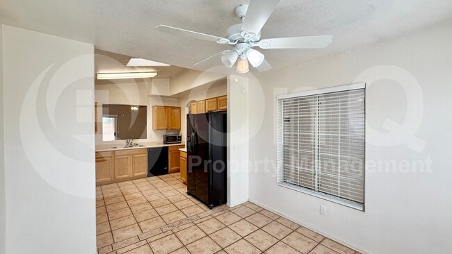 Photo - 2239 E Morrow Dr