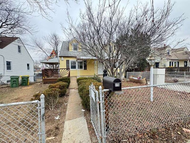 Photo - 316 Holy Cross Rd