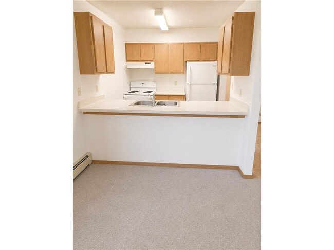 Building Photo - 910 Hengen St Unit 402