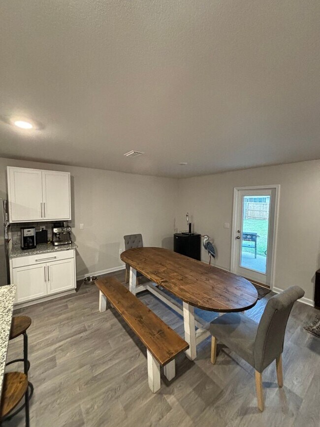 4 Bedroom Single Family Home in Lillian House Rental in Lillian, AL