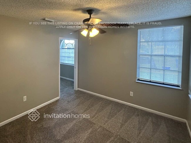 Photo - 10884 Grandview Ct