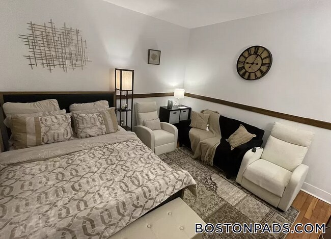 11 Peterborough St Unit 18
