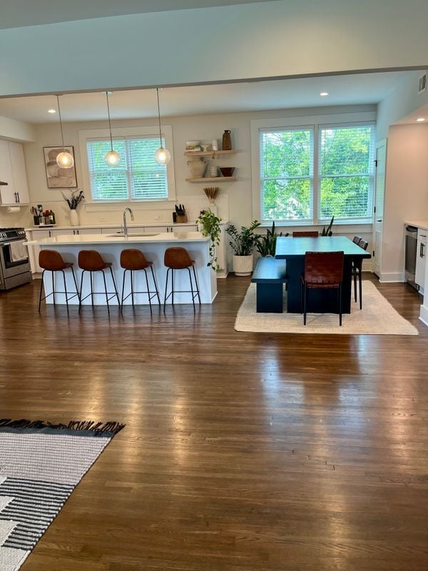 Photo - 124 Peachtree Memorial Dr NW