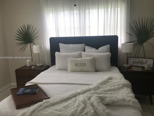 Photo - 4163 SW 67th Ave Unidad 116C
