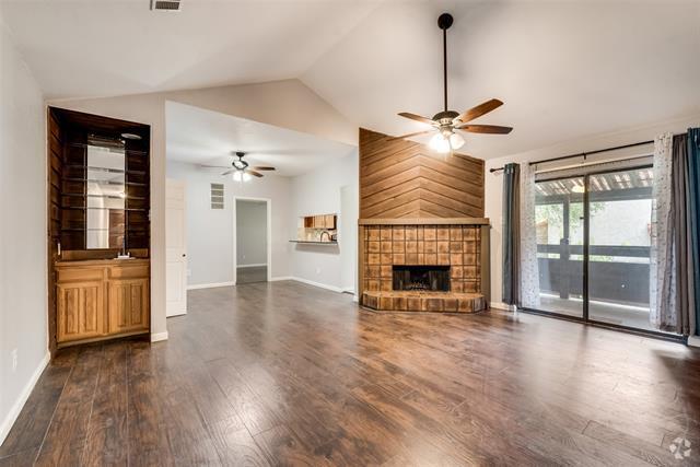 Building Photo - 336 Melrose Dr Unit 7C Rental