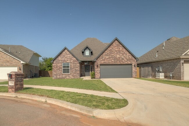 Building Photo - 3 Bed 2.5 Bath in W/Bonus Room in Deer Cre... Rental