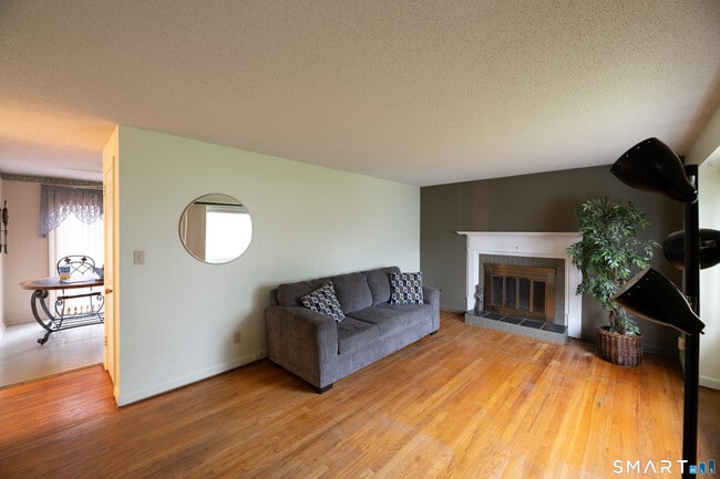 Photo - 3 Mountain View Dr