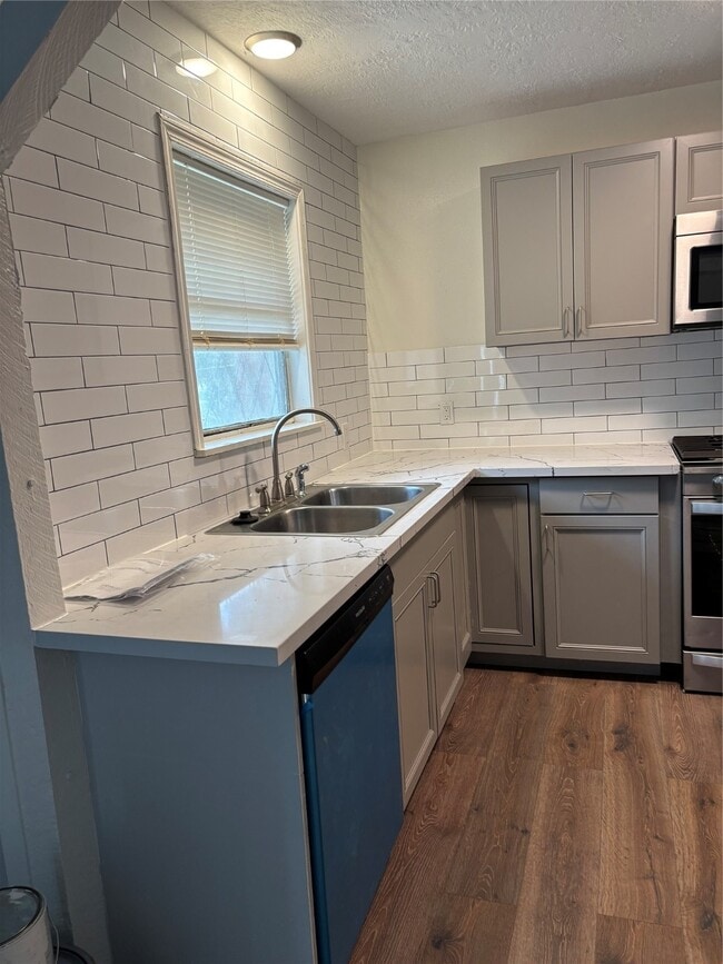 Photo - 4115 Tidewater Dr