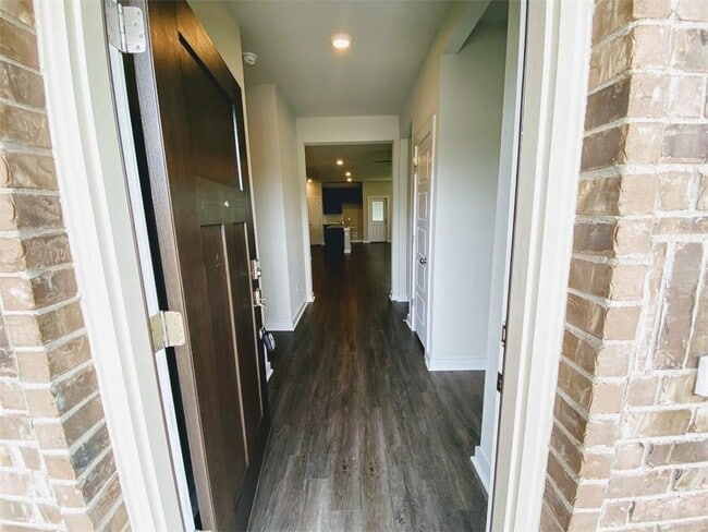 111 Dedina Dr