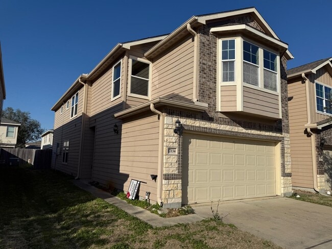 17134 Wilthorne Gardens Ct