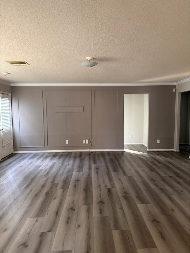 Photo - 3411 Apple Dale Dr