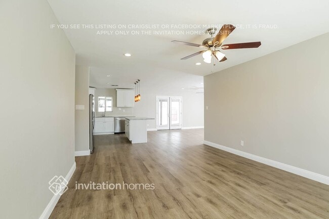 Photo - 934 E Loma Vista Dr