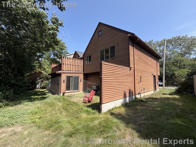 Photo - 116 Grover Rd