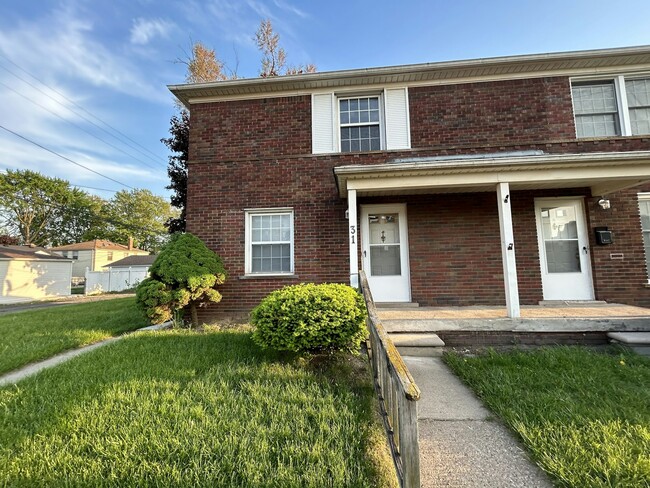 Photo - 31 White St Townhome