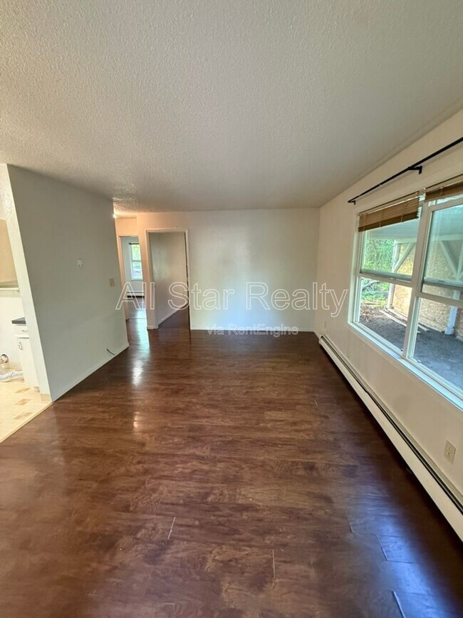 Photo - 5701 E 98th Ave