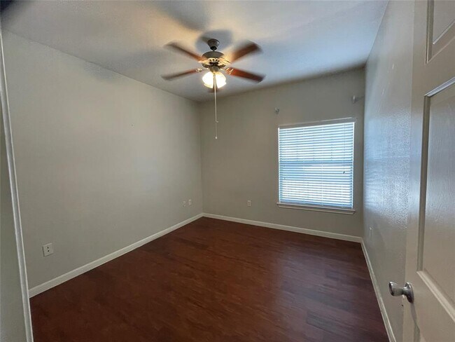 Photo - 2320 Gracy Farms Ln Unit 916
